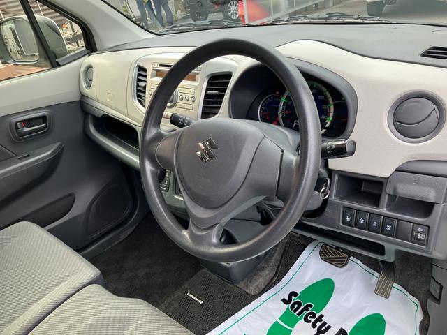 ワゴンＲ ＦＸ　衝突被害軽減ブレーキ　運転席シートヒーター　キーレス　電動格納ミラー　オートエアコン　アイドリングストップ　横滑り防止装置　純正ＣＤデッキ　パワーステアリング　パワーウィンドウ　Ｗエアバック（33枚目）