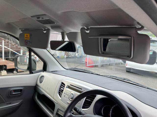 ワゴンＲ ＦＸ　衝突被害軽減ブレーキ　運転席シートヒーター　キーレス　電動格納ミラー　オートエアコン　アイドリングストップ　横滑り防止装置　純正ＣＤデッキ　パワーステアリング　パワーウィンドウ　Ｗエアバック（40枚目）