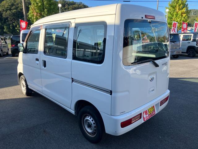 ハイゼットカーゴ スペシャル　両側スライドドア　ＥＴＣ　ドライブレコーダー　エアコン　ラジオデッキ　ハイルーフ　シガーソケット　Ｗエアバック　パワーステアリング（4枚目）