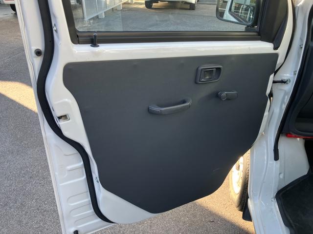 ハイゼットカーゴ スペシャル　両側スライドドア　ＥＴＣ　ドライブレコーダー　エアコン　ラジオデッキ　ハイルーフ　シガーソケット　Ｗエアバック　パワーステアリング（17枚目）