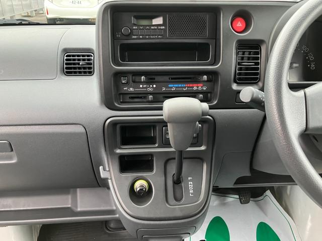 ハイゼットカーゴ 　４ＷＤ車　パワーステアリング両側スライドドア　純正ラジオスピーカー　フルフラットシート　エアコン（22枚目）