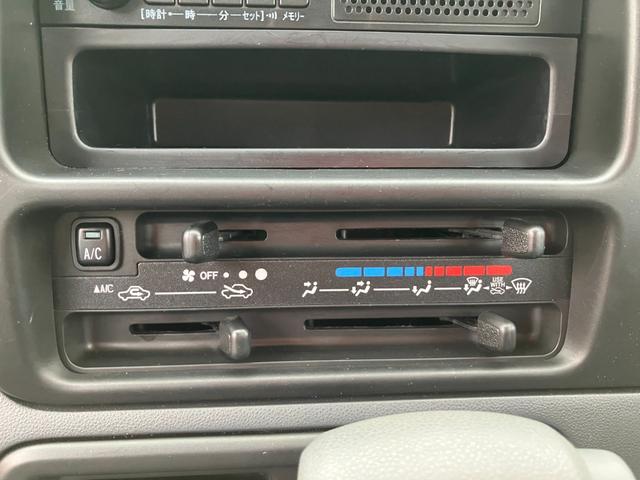 ハイゼットカーゴ 　４ＷＤ車　パワーステアリング両側スライドドア　純正ラジオスピーカー　フルフラットシート　エアコン（24枚目）