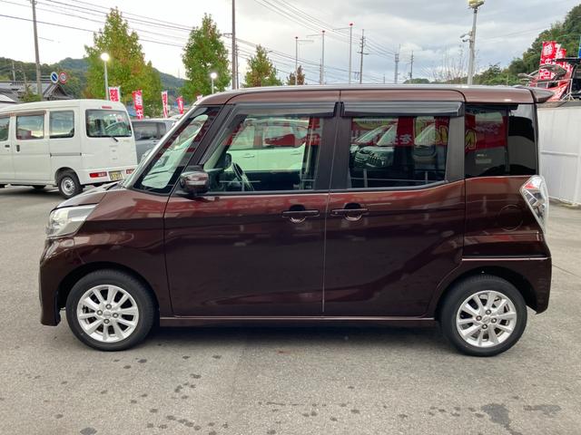 デイズルークス ハイウェイスター X 両側電動スライドドア バックカメラ 全方位カメラ オートエアコン CDデッキ キーレス アイドリングストップ ベンチシート HIDヘッドライト アルミホイール フォグランプ 電格ミラー Wエアバック(9枚目)