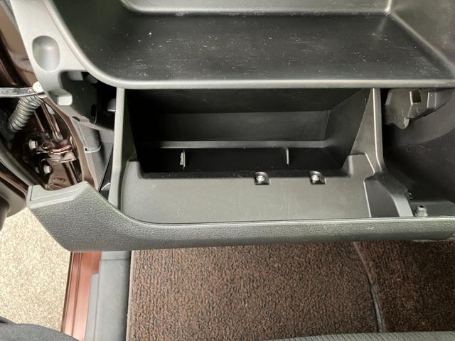 デイズルークス ハイウェイスター X 両側電動スライドドア バックカメラ 全方位カメラ オートエアコン CDデッキ キーレス アイドリングストップ ベンチシート HIDヘッドライト アルミホイール フォグランプ 電格ミラー Wエアバック(25枚目)