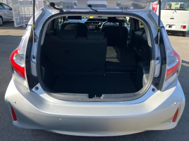 アクア Sスタイルブラック 衝突被害軽減ブレーキ バックカメラ ETC レーンキープアシスト ワンセグTV・ナビ Bluetooth接続 CD再生 プッシュスタート キーレス オートエアコン 電動格納ミラー Wエアバック ABS(15枚目)