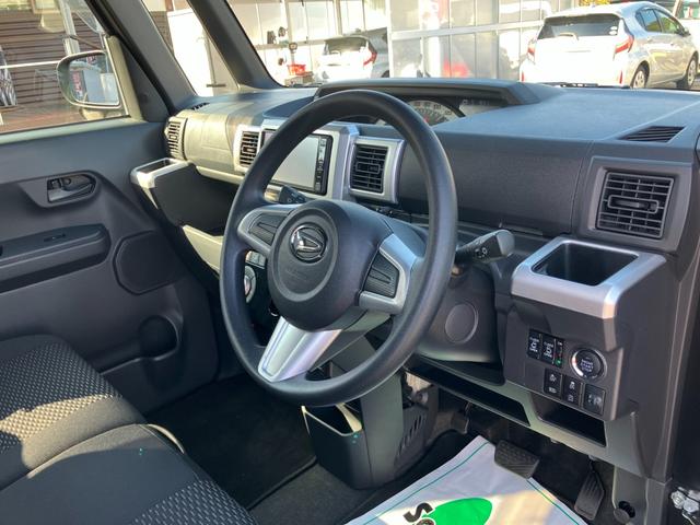 ☆ＬＥＤヘッドライト！クールな白い輝きはナイトシーンで存在感を強烈にアピール！夜間の前方視界をしっかり確保します！夜のドライブの安全性が大きく向上します！長寿命で省電力という点でも優れています☆