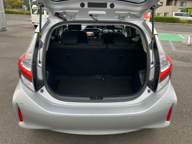 スマートキーを装備しております。鍵を持っているだけで鍵の開閉が可能になり便利な装備です。