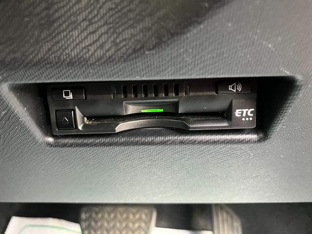 ♪ご検討中に気になる部分がございましたら、お電話で現車を見ながら細かい所までご説明致します♪お客様からのお問合せをスタッフ一同心よりお待ちしております♪