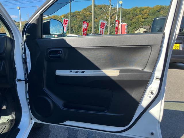 アルト Ｌ　衝突被害軽減ブレーキ　レーンキープアシスト　アイドリングストップ　障害物センサー　純正ＣＤデッキ　ドライブレコーダー　運転席シートヒーター　エアコン　パワーウィンドウ　キーレス　横滑り防止装置（30枚目）