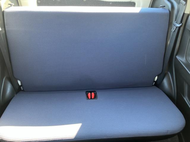 アルト Ｌ　衝突被害軽減ブレーキ　レーンキープアシスト　アイドリングストップ　障害物センサー　純正ＣＤデッキ　ドライブレコーダー　運転席シートヒーター　エアコン　パワーウィンドウ　キーレス　横滑り防止装置（12枚目）