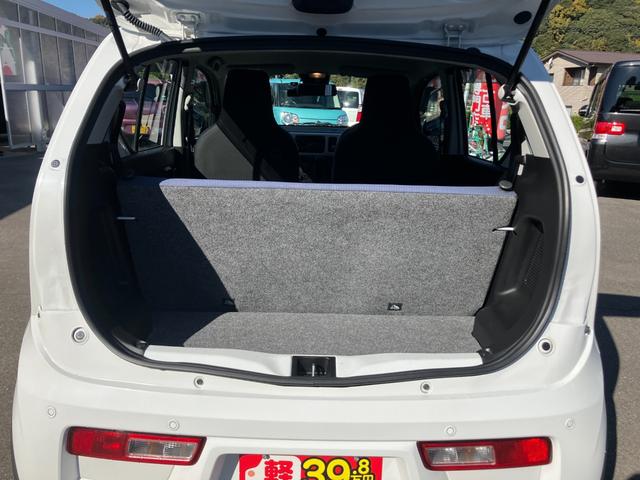 アルト Ｌ　衝突被害軽減ブレーキ　レーンキープアシスト　アイドリングストップ　障害物センサー　純正ＣＤデッキ　ドライブレコーダー　運転席シートヒーター　エアコン　パワーウィンドウ　キーレス　横滑り防止装置（14枚目）