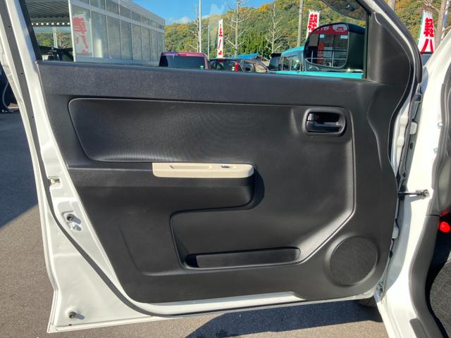 アルト Ｌ　衝突被害軽減ブレーキ　レーンキープアシスト　アイドリングストップ　障害物センサー　純正ＣＤデッキ　ドライブレコーダー　運転席シートヒーター　エアコン　パワーウィンドウ　キーレス　横滑り防止装置（19枚目）