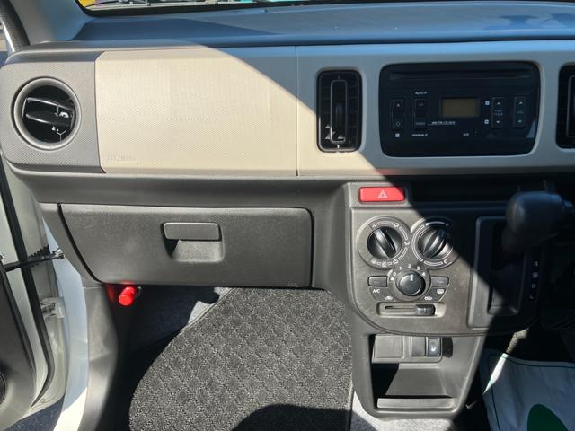 アルト Ｌ　衝突被害軽減ブレーキ　レーンキープアシスト　アイドリングストップ　障害物センサー　純正ＣＤデッキ　ドライブレコーダー　運転席シートヒーター　エアコン　パワーウィンドウ　キーレス　横滑り防止装置（21枚目）