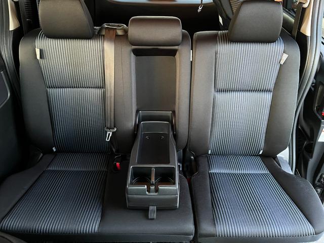 Si ワンオーナー 禁煙車 片側電動ドア 8人乗り LEDオートライト オートリトラ スマートキー フルセグナビ DVD USB バックカメラ ETC ステリモ(27枚目)