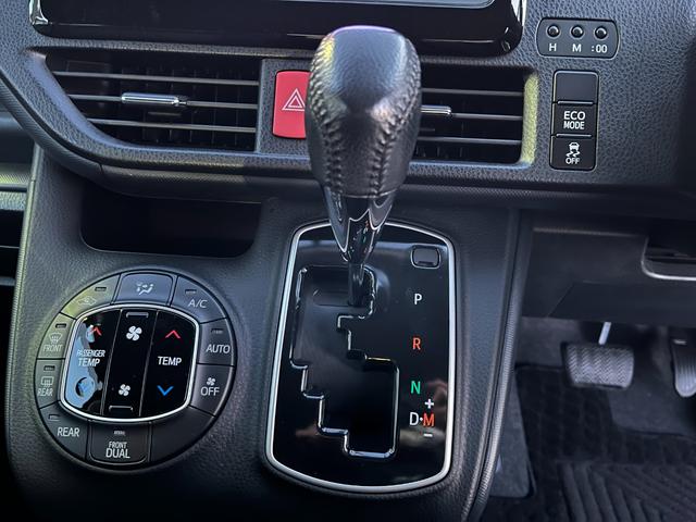 Si ワンオーナー 禁煙車 片側電動ドア 8人乗り LEDオートライト オートリトラ スマートキー フルセグナビ DVD USB バックカメラ ETC ステリモ(45枚目)