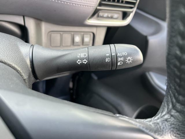 セレナ ｅ－パワー　ハイウェイスターＶ　ＬＥＤオートライト　コーナーセンサー　オートホールド　両側パワースライドドア　純正１０インチナビ　純正フリップダウン　ＥＴＣ　Ｂｌｕｅｔｏｏｔｈ　録音　アラウンドビュー（44枚目）