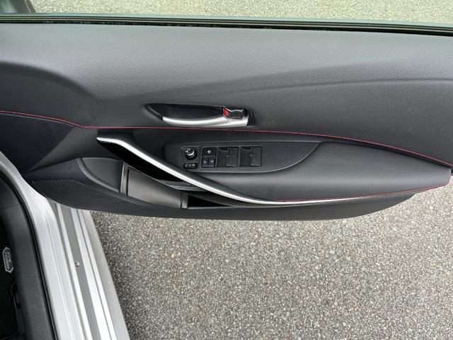 カローラスポーツ ハイブリッドG Z 純正フルセグ9型ナビ 電動パーキング LEDオートライト/オートハイビーム レーダークルーズコントロール ドラレコ ETC DVD USB充電用 Bluetooth バックカメラ(15枚目)