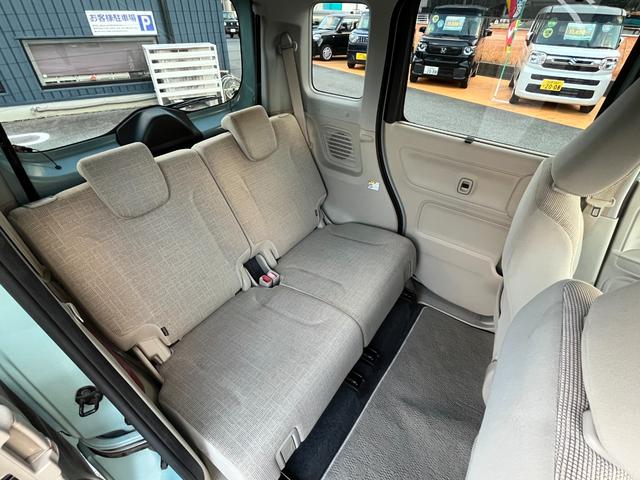 セーフティサポート　ルーフレール　両側電動ドア　オートライト／オートハイビーム　コーナーセンサー　シートヒーター　ＣＤ　ＵＳＢ　Ｂｌｕｅｔｏｏｔｈ　オートリトラミラー