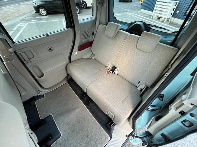 セーフティサポート　ルーフレール　両側電動ドア　オートライト／オートハイビーム　コーナーセンサー　シートヒーター　ＣＤ　ＵＳＢ　Ｂｌｕｅｔｏｏｔｈ　オートリトラミラー