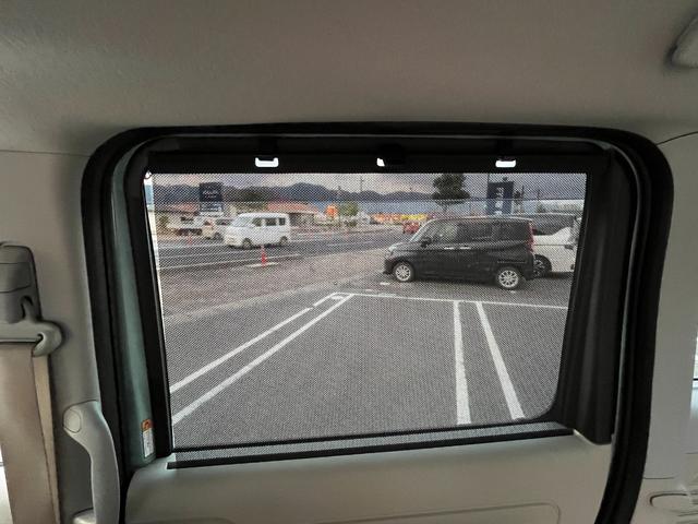 セーフティサポート　ルーフレール　両側電動ドア　オートライト／オートハイビーム　コーナーセンサー　シートヒーター　ＣＤ　ＵＳＢ　Ｂｌｕｅｔｏｏｔｈ　オートリトラミラー