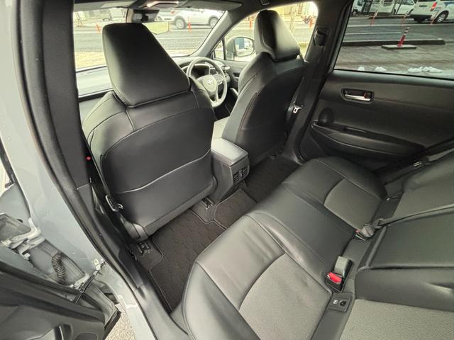 カローラクロス ハイブリッド　Ｚ　コーナーセンサー　ルーフレール　パワーシート　シートヒーター　パワーバックドア　純正ディスプレイオーディオ　ＵＳＢ　Ｂｌｕｅｔｏｏｔｈ　ｃａｒｐｌａｙ　アラウンドビューモニター（34枚目）