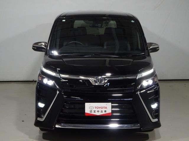 ヴォクシー ZS 煌III フルセグ メモリーナビ DVD再生 ミュージックプレイヤー接続可 後席モニター バックカメラ 衝突被害軽減システム ETC ドラレコ 両側電動スライド LEDヘッドランプ ウオークスルー 乗車定員7人(4枚目)