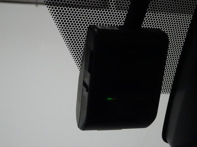 ヴォクシー ZS 煌III フルセグ メモリーナビ DVD再生 ミュージックプレイヤー接続可 後席モニター バックカメラ 衝突被害軽減システム ETC ドラレコ 両側電動スライド LEDヘッドランプ ウオークスルー 乗車定員7人(7枚目)