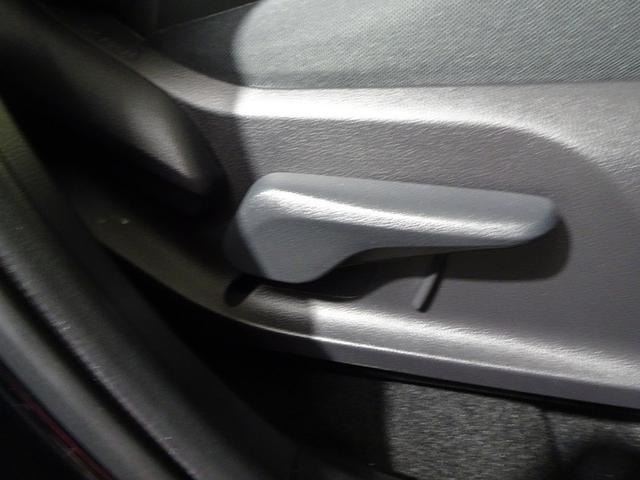 ハリアー Ｓ　４ＷＤ　メモリーナビ　ミュージックプレイヤー接続可　バックカメラ　衝突被害軽減システム　ＥＴＣ　ドラレコ　ＬＥＤヘッドランプ　ワンオーナー　記録簿（23枚目）