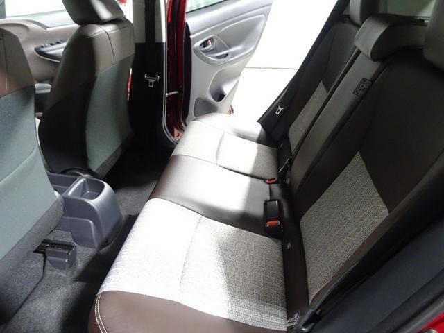 ヤリスクロス ハイブリッドＺ　ディスプレイオーディオ　ミュージックプレイヤー接続可　バックカメラ　衝突被害軽減システム　クルーズコントロール　ＥＴＣ　ドラレコ　スマートキー　シートヒーター　ＬＥＤヘッドランプ　純正アルミ（15枚目）