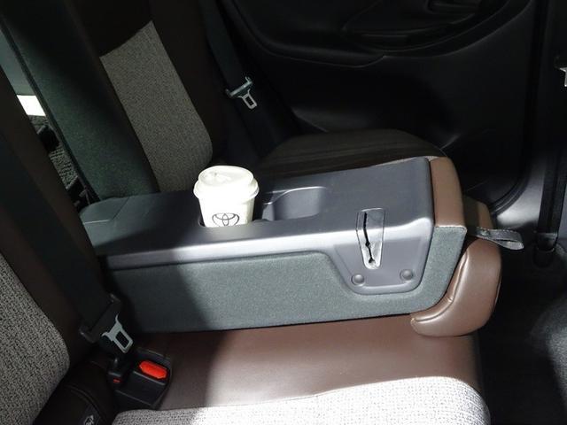 ヤリスクロス ハイブリッドＺ　ディスプレイオーディオ　ミュージックプレイヤー接続可　バックカメラ　衝突被害軽減システム　クルーズコントロール　ＥＴＣ　ドラレコ　スマートキー　シートヒーター　ＬＥＤヘッドランプ　純正アルミ（46枚目）