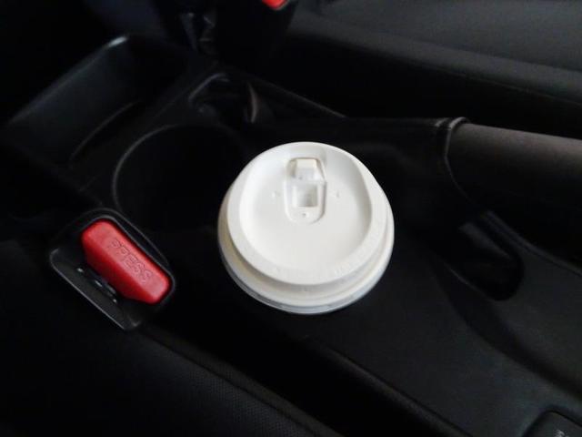 ヤリス ハイブリッドG メモリーナビ DVD再生 ミュージックプレイヤー接続可 バックカメラ 衝突被害軽減システム ETC ドラレコ LEDヘッドランプ ワンオーナー(35枚目)