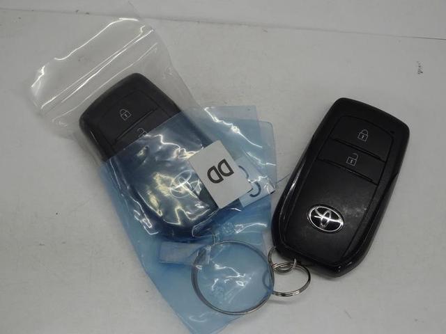 ヤリス ハイブリッドG メモリーナビ DVD再生 ミュージックプレイヤー接続可 バックカメラ 衝突被害軽減システム ETC ドラレコ LEDヘッドランプ ワンオーナー(39枚目)