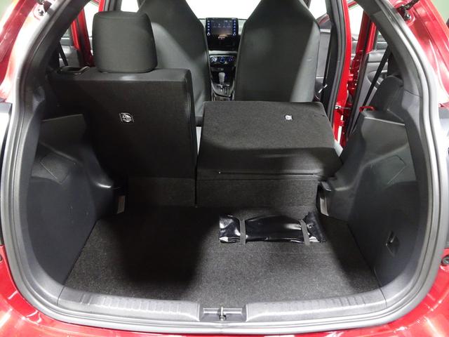 ��ȃV�[�g�͍��E�����|���Ȃ̂ŁA�����̂��镨�ȂǐF�X�ȉו����ς߂܂��B