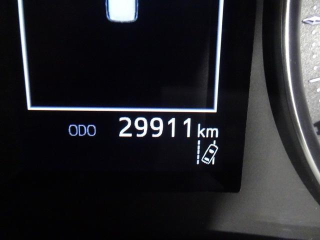 ��Ԏ��Ƀu���[�L�𓥂ނƂ��̂܂ܕێ�������u���[�L�z�[���h�@�\�ƁA�X�C�b�`��V�t�g���o�[����ō쓮�E��������d���p�[�L���O�u���[�L�t���B�^�]���̂�����Ƃ������S���y�����Ă���܂��B