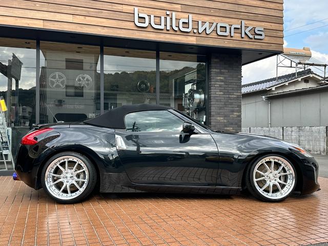 フェアレディZ ロードスターバージョンST エアフォースエアサス ヴァラマンディ19インチ T-demandeフルアーム T-demande前後ビッグブレーキ フロントカーボンリップ チタンエキゾースト NR-Gステアリング pivotスロコン(47枚目)