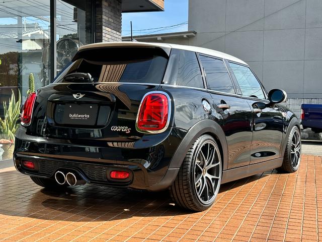 MINI クーパーS BBSRI-A18インチ KW車高調 レムスマフラー ユニオンジャックテールランプ サイドウィンカー シートカバー セルスターレーダー ドラレコ ツートンルーフミラー 車検2年付(2枚目)