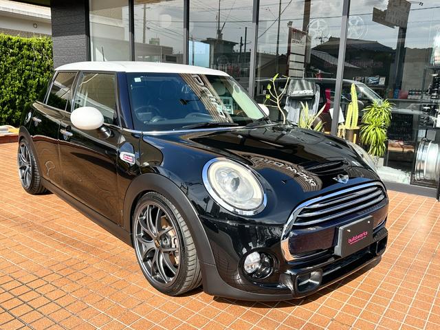 MINI クーパーS BBSRI-A18インチ KW車高調 レムスマフラー ユニオンジャックテールランプ サイドウィンカー シートカバー セルスターレーダー ドラレコ ツートンルーフミラー 車検2年付(9枚目)