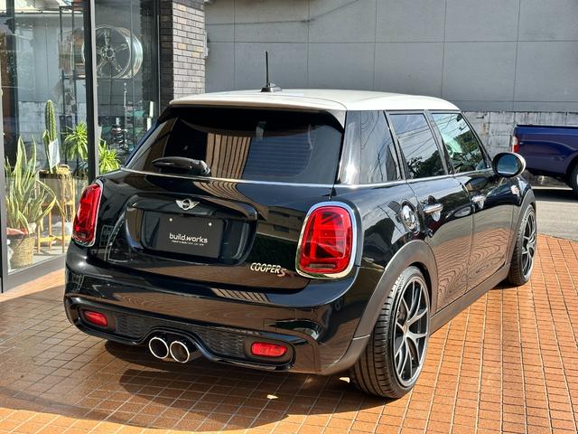 MINI クーパーS BBSRI-A18インチ KW車高調 レムスマフラー ユニオンジャックテールランプ サイドウィンカー シートカバー セルスターレーダー ドラレコ ツートンルーフミラー 車検2年付(14枚目)