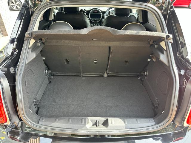 MINI クーパーS BBSRI-A18インチ KW車高調 レムスマフラー ユニオンジャックテールランプ サイドウィンカー シートカバー セルスターレーダー ドラレコ ツートンルーフミラー 車検2年付(64枚目)