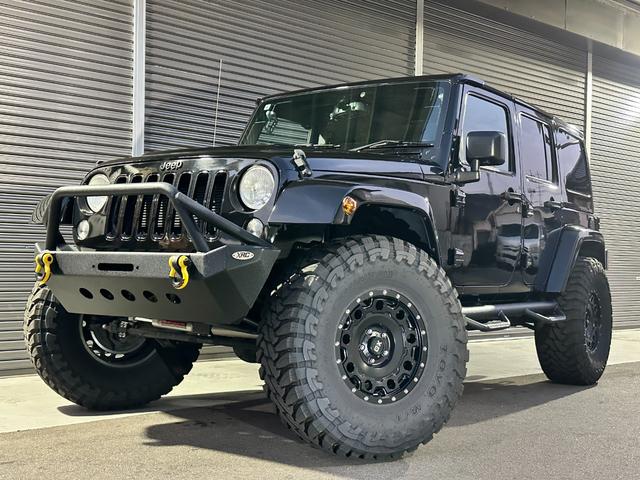 ジープ・ラングラーアンリミテッド アルティテュード　３７インチＯＰＥＮ　ＣＯＵＮＴＲＹ　ｋｍｃ　ＫＭ５２９ＨＯＬＬＳＨＯＴ　ＲＯＵＧＨ　ＣＯＵＮＴＲＹサスペンション　ステダン　ラテラル　　インテーク　ＸＲＣカンガルーバンパー　マフラー　ヒッチ　クランプ（2枚目）