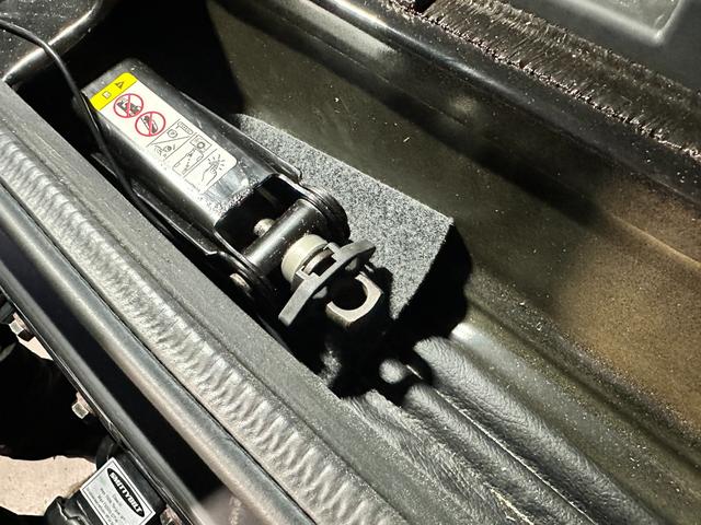 ジープ・ラングラーアンリミテッド アルティテュード　３７インチＯＰＥＮ　ＣＯＵＮＴＲＹ　ｋｍｃ　ＫＭ５２９ＨＯＬＬＳＨＯＴ　ＲＯＵＧＨ　ＣＯＵＮＴＲＹサスペンション　ステダン　ラテラル　　インテーク　ＸＲＣカンガルーバンパー　マフラー　ヒッチ　クランプ（43枚目）