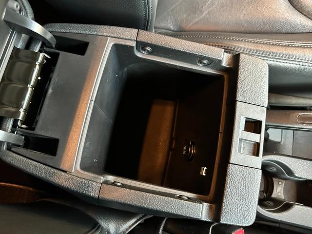 ジープ・ラングラーアンリミテッド アルティテュード　３７インチＯＰＥＮ　ＣＯＵＮＴＲＹ　ｋｍｃ　ＫＭ５２９ＨＯＬＬＳＨＯＴ　ＲＯＵＧＨ　ＣＯＵＮＴＲＹサスペンション　ステダン　ラテラル　　インテーク　ＸＲＣカンガルーバンパー　マフラー　ヒッチ　クランプ（69枚目）