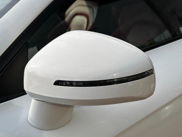 ＴＴクーペ ２．０ＴＦＳＩ　２．０ＴＦＳＩ　赤革　ＢＢＳアルミホイール　ＢＬＵＥＴＯＯＴＨ　ドラレコ　バックカメラ　ＵＳＢ入力　車検Ｒ８年９月（17枚目）