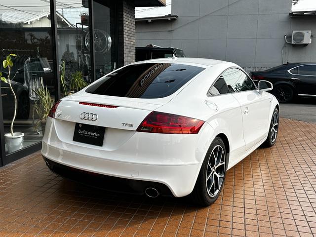 ＴＴクーペ ２．０ＴＦＳＩ　２．０ＴＦＳＩ　赤革　ＢＢＳアルミホイール　ＢＬＵＥＴＯＯＴＨ　ドラレコ　バックカメラ　ＵＳＢ入力　車検Ｒ８年９月（22枚目）