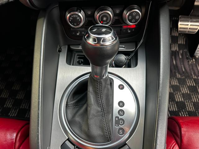 ＴＴクーペ ２．０ＴＦＳＩ　２．０ＴＦＳＩ　赤革　ＢＢＳアルミホイール　ＢＬＵＥＴＯＯＴＨ　ドラレコ　バックカメラ　ＵＳＢ入力　車検Ｒ８年９月（36枚目）
