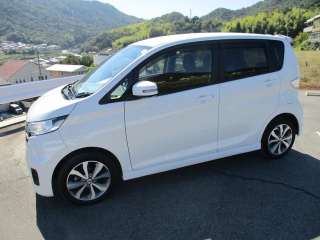 デイズ ハイウェイスター　Ｇターボ　メモリーナビ・フルセグ・アラウンドビューモニター・Ｂｌｕｅｔｏｏｔｈ・ＣＤ・ＤＶＤ・エマージェンシーブレーキ・踏み間違い衝突防止アシスト・パーキングアシスト・インテリジェントキー・ワンオーナー・禁煙車（12枚目）