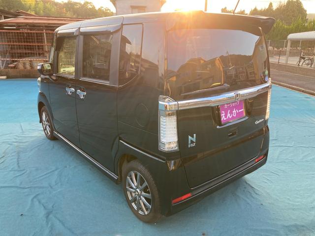 Ｎ－ＢＯＸカスタム Ｇ　ＳＳパッケージ　フルセグナビ　ｂｌｕｅｔｏｏｔｈ　ＥＴＣ　バックカメラ　１４インチアルミホイール　オートライト　ステアリングスイッチ　両側パワースライドドア（9枚目）