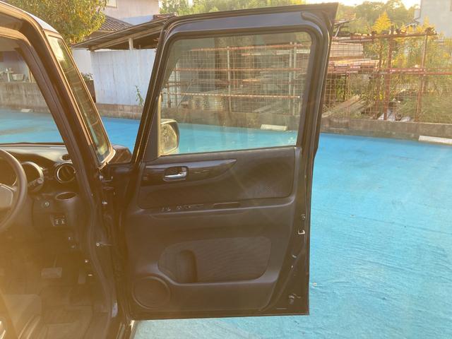 Ｎ－ＢＯＸカスタム Ｇ　ＳＳパッケージ　フルセグナビ　ｂｌｕｅｔｏｏｔｈ　ＥＴＣ　バックカメラ　１４インチアルミホイール　オートライト　ステアリングスイッチ　両側パワースライドドア（11枚目）