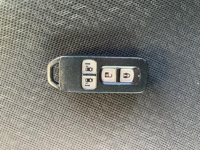 Ｎ－ＢＯＸカスタム Ｇ　ＳＳパッケージ　フルセグナビ　ｂｌｕｅｔｏｏｔｈ　ＥＴＣ　バックカメラ　１４インチアルミホイール　オートライト　ステアリングスイッチ　両側パワースライドドア（28枚目）