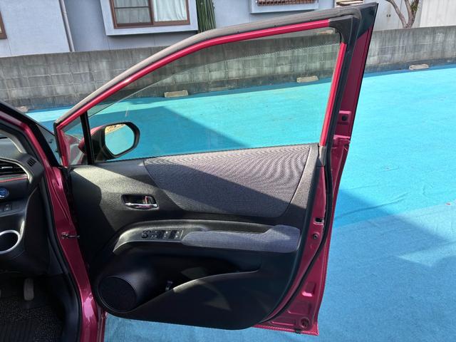 シエンタ ハイブリッドG フルセグナビ bluetooth ETC バックカメラ 両側パワースライドドア LEDヘッドライト ドライブレコーダー オートライト 車線免脱警報(11枚目)